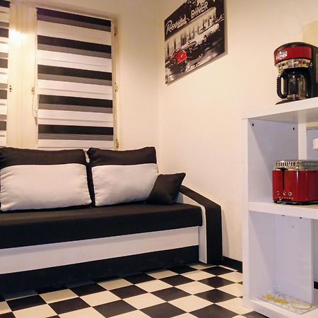 Good Located Apartment Subway U6 Wohnung Berlin Kültér fotó